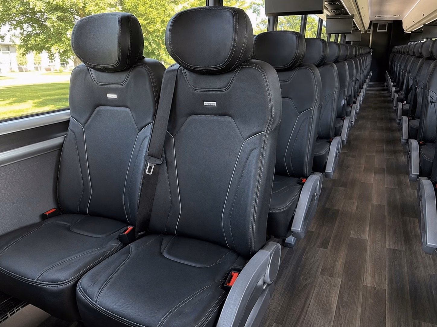 simi valley charter bus hero 2